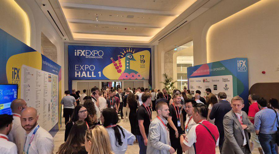 Halls at iFX EXPO International are crowed with attendees