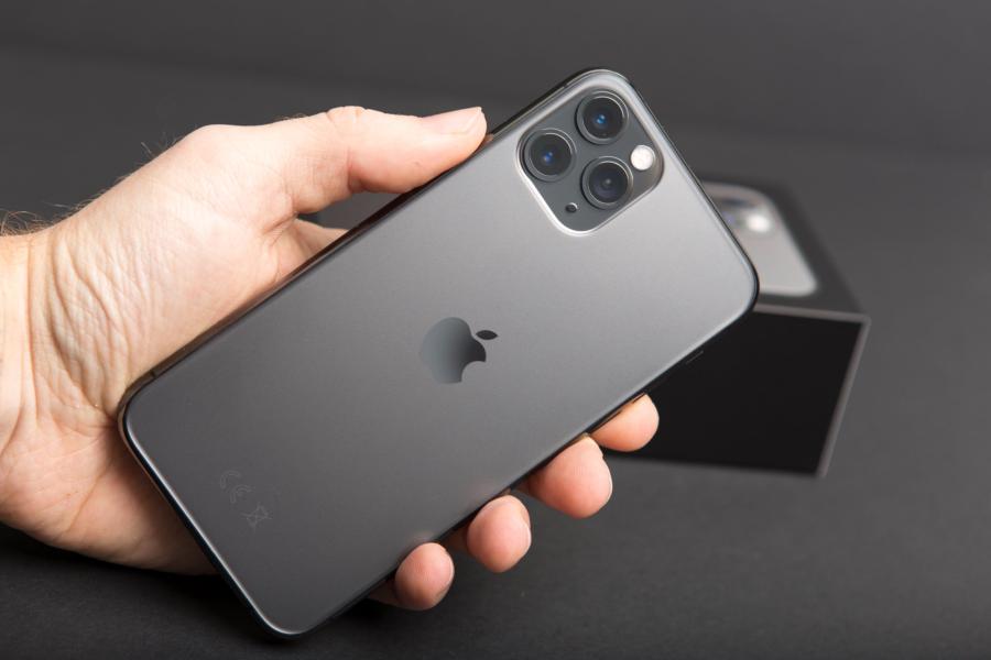 why does apple make iphone in china
