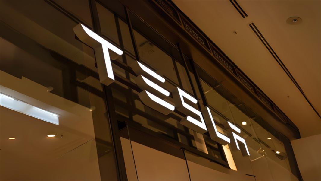 Tesla office American company, electric car manufacturer Elon Musk, sales center, automotive manufacturing company Advertising banner, sustainable development in Technology, Berlin