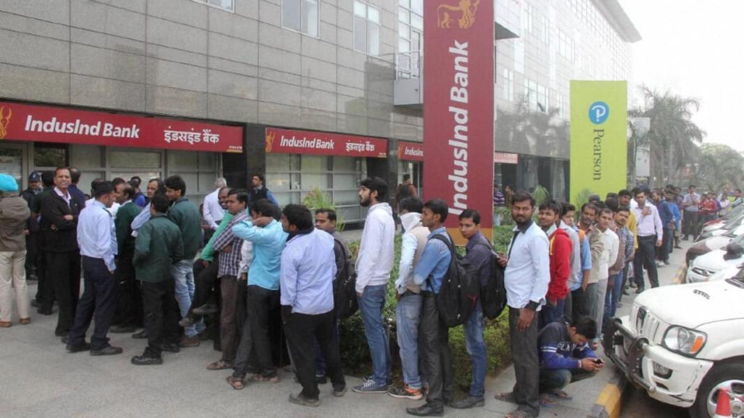IndusInd Bank shares fell about 2 percent today, yet the CLSA maintains an 'outperform' rating on the stock. But at he same time, CLSA cut its target price to Rs 900 from Rs 1,300 earlier. 