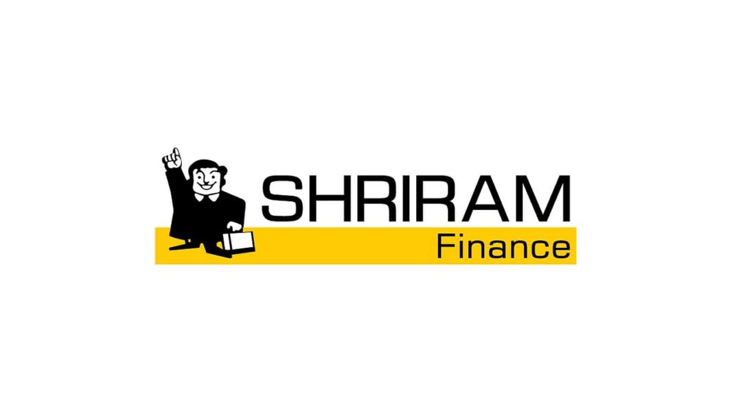 Shriram Finance (up by 4.47% at closing)